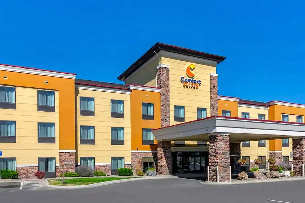 Hotel Review: Comfort Suites Helena, Montana.
